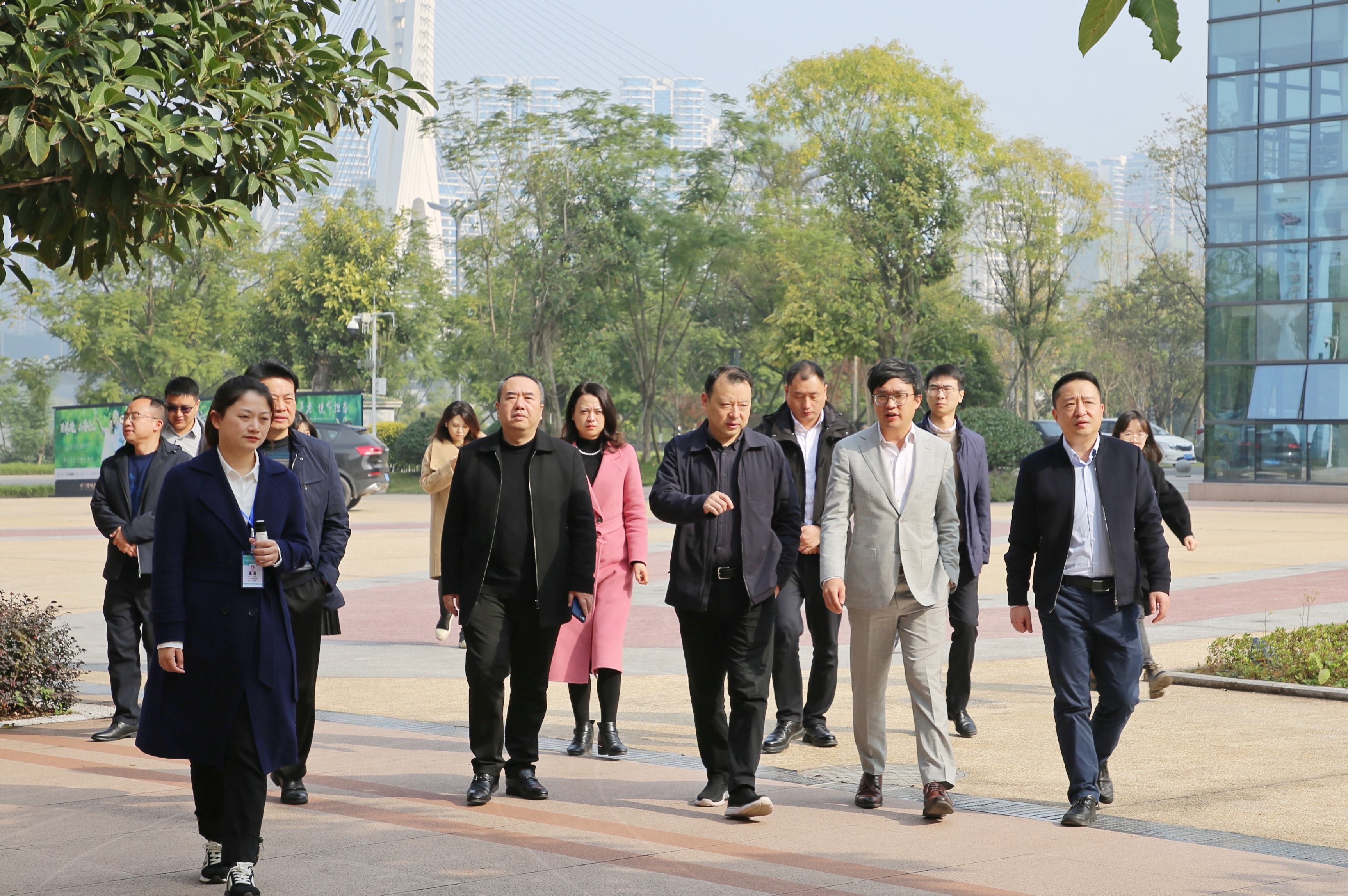 上海豫園旅游商城（集團）股份有限公司赴西南醫投集團實地考察